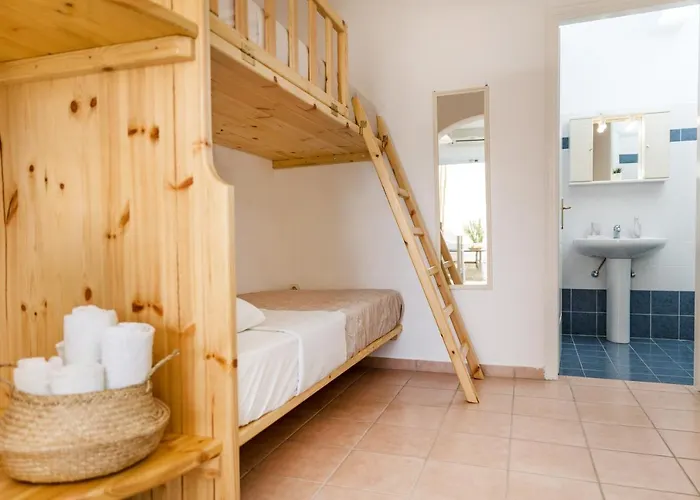 Aqua Naxos & איוס פרוקופיוס