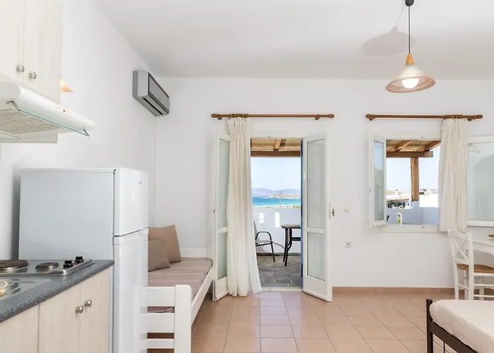 בית הארחה Aqua Naxos & איוס פרוקופיוס