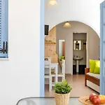 Pensionat Aqua Naxos & 4*