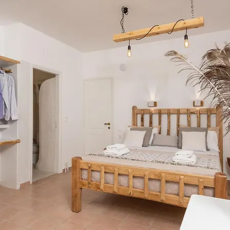 Aqua Naxos & Pensionat