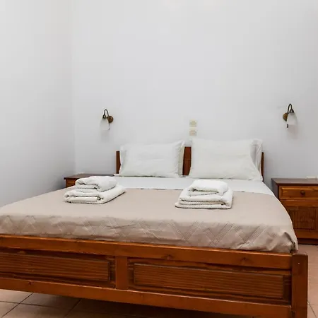 Pensionat Aqua Naxos &