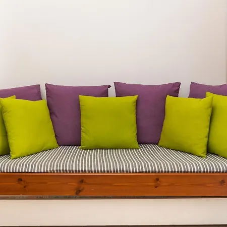 Aqua Naxos & Gasthuis Agios Prokopios (Naxos)