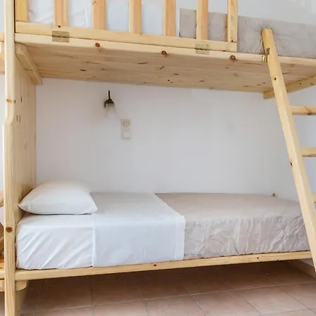 Aqua Naxos & Pensionat Agios Prokopios (Naxos)