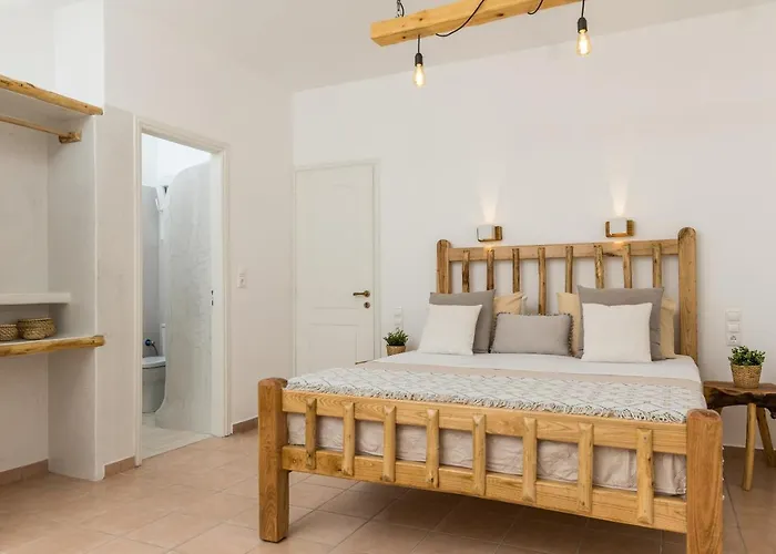 Aqua Naxos & Gasthuis Agios Prokopios (Naxos)