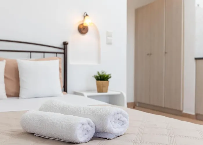 Gasthuis Aqua Naxos & Agios Prokopios (Naxos)